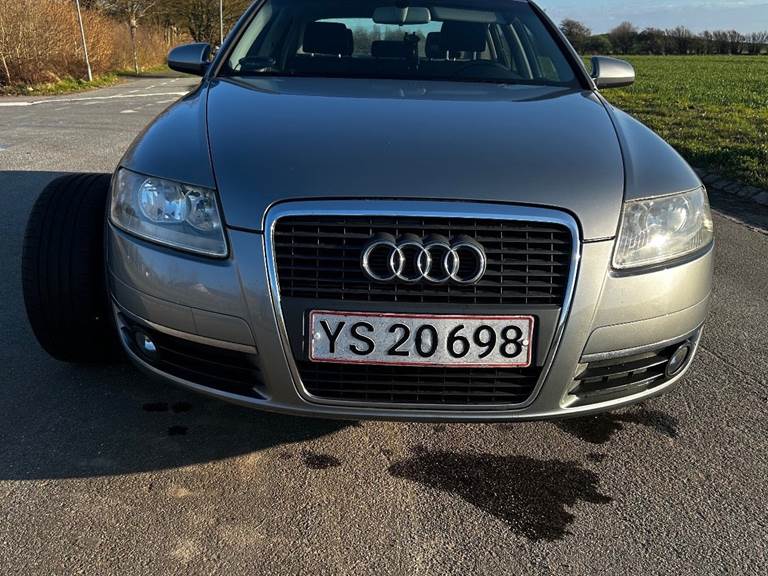 Audi A6 2,4 V6
