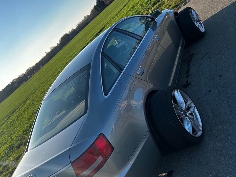 Audi A6 2,4 V6