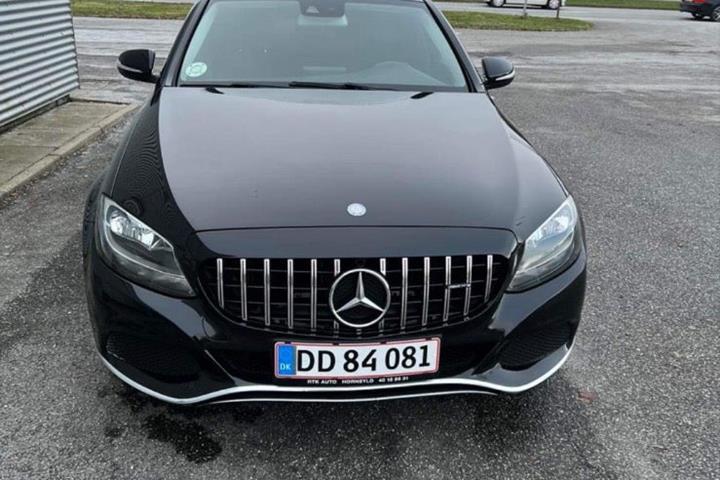 Sort Mercedes C220 fra 2014