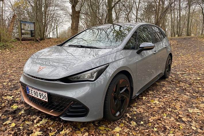 Grå Cupra Born fra 2022