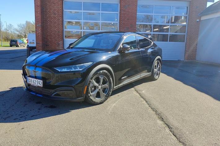 Sort Ford Mustang Mach-E fra 2022