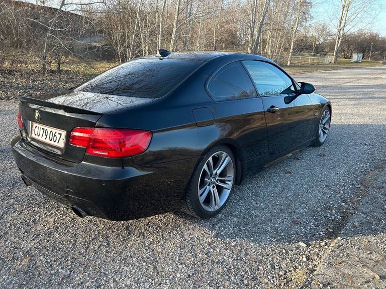 BMW 325i 3,0 Coupé M-Sport
