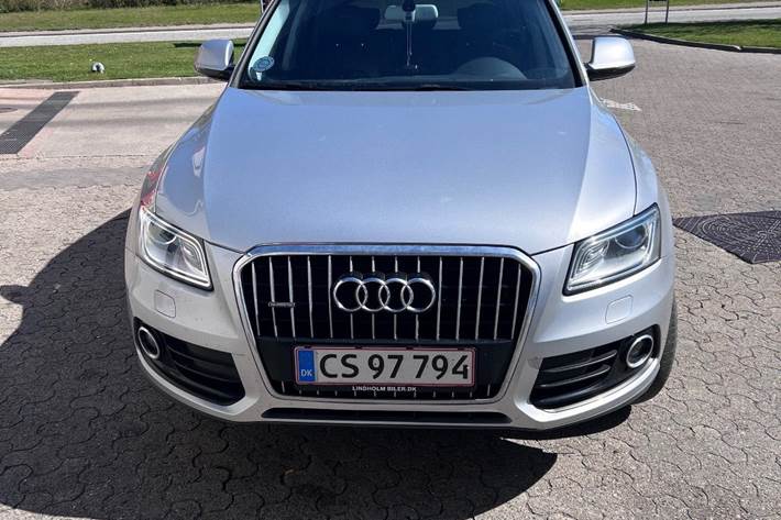 Sølv Audi Q5 fra 2017