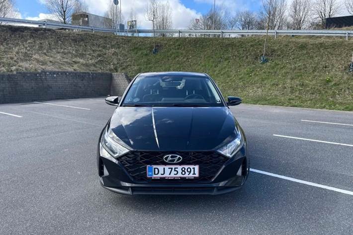 Sort Hyundai i20 fra 2022