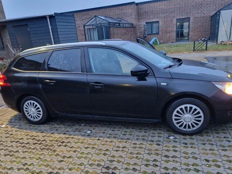 Peugeot 308 1,6 BlueHDi 120 Active SW