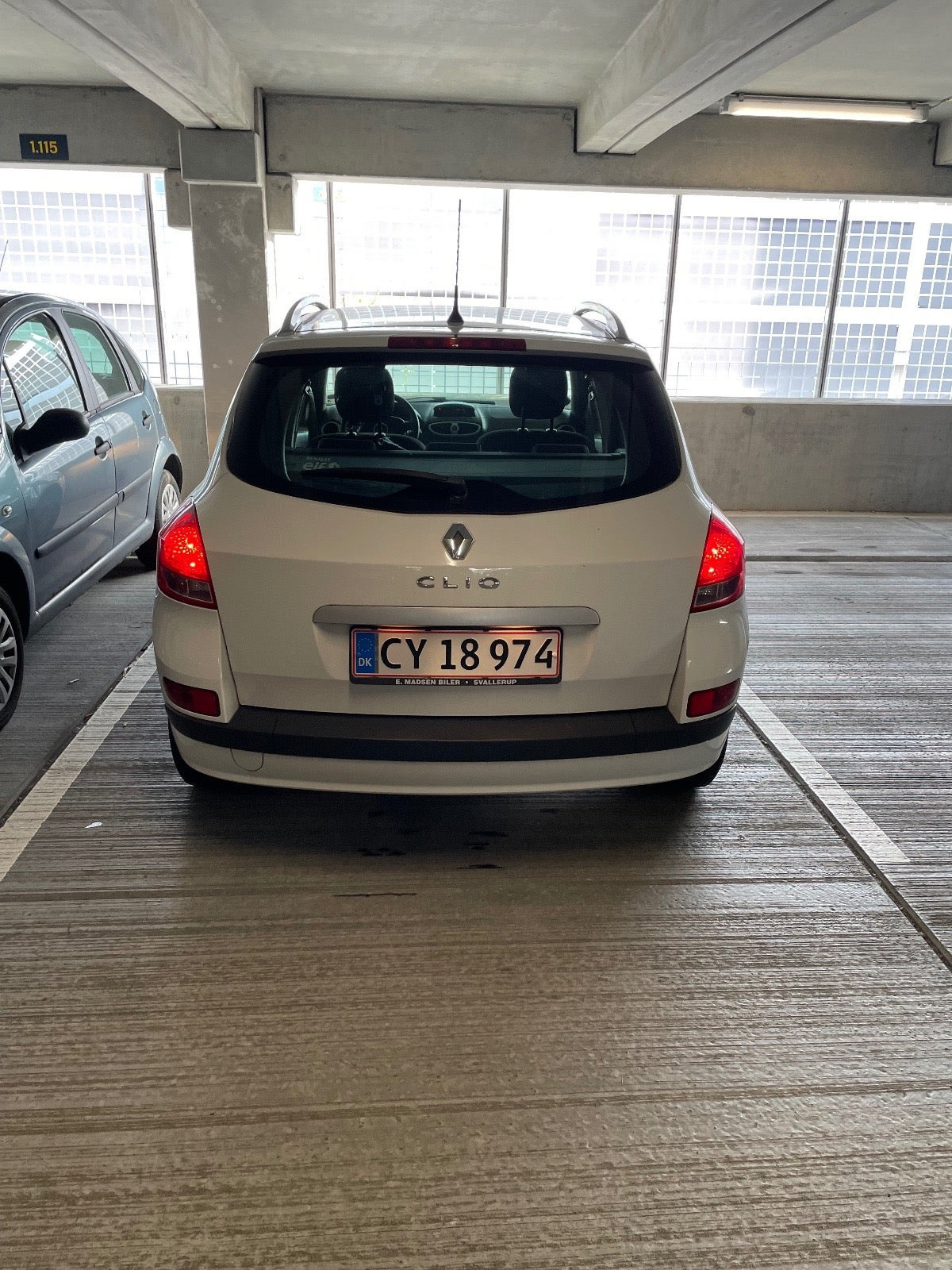 Hvid Renault Clio III fra 2012