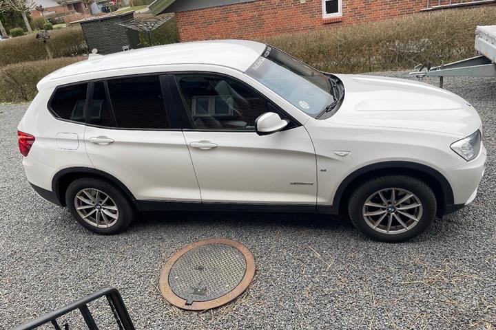Hvid BMW X3 fra 2014