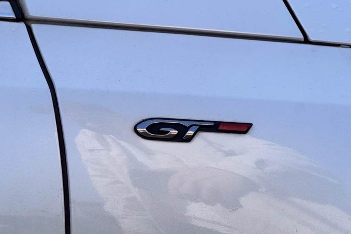 Hvid Peugeot 308 fra 2015