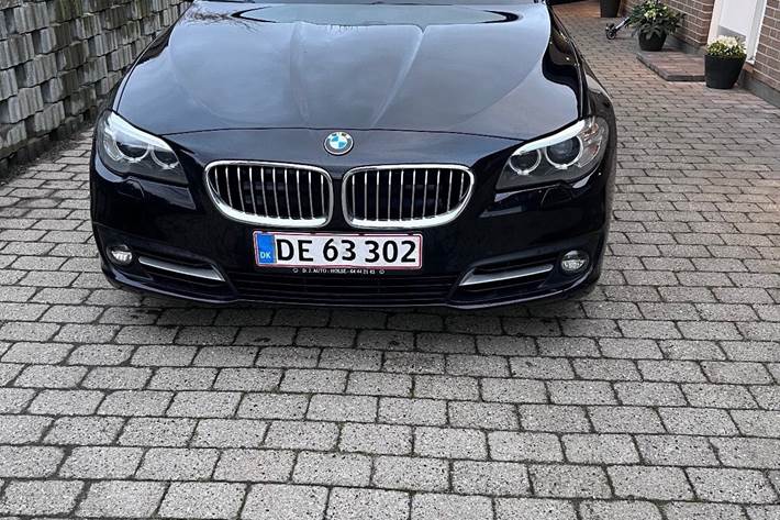 Sort BMW 520d fra 2016
