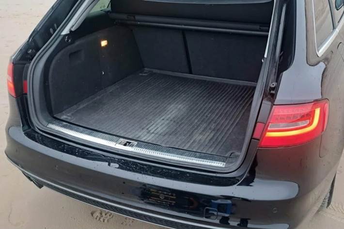 Sort Audi A4 fra 2015