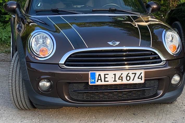 Brun Mini One fra 2011