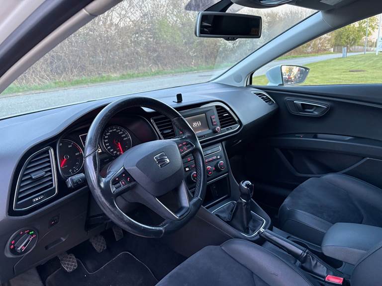 Seat Leon 1,6 TDi 110 Reference ST