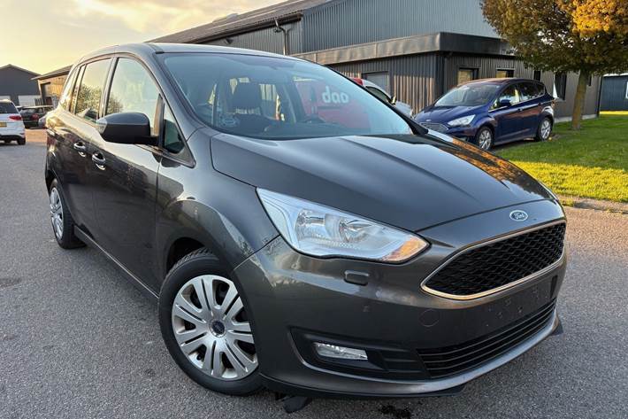 Sort Ford Grand C-Max fra 2018