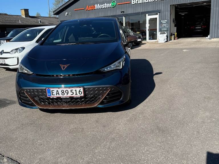 Cupra Born 58 e-Boost Dinamica Pack High