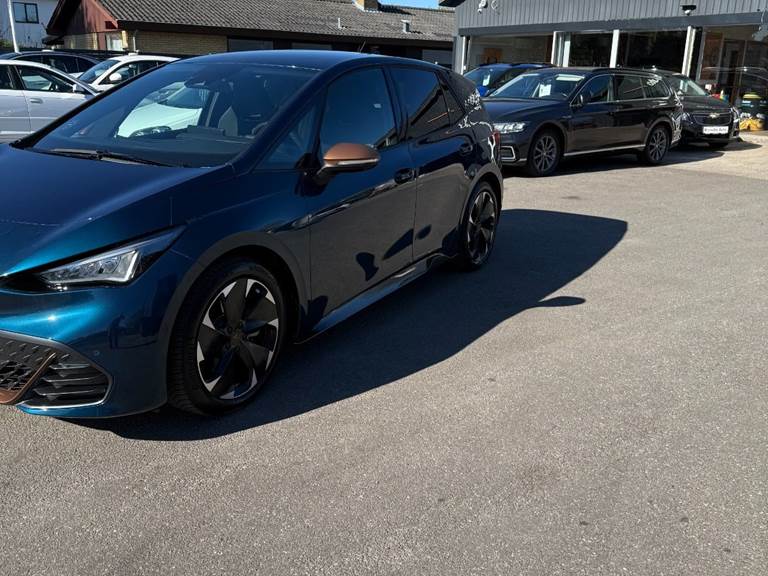 Cupra Born 58 e-Boost Dinamica Pack High