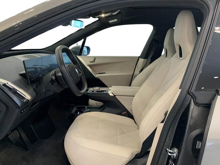 BMW iX xDrive50