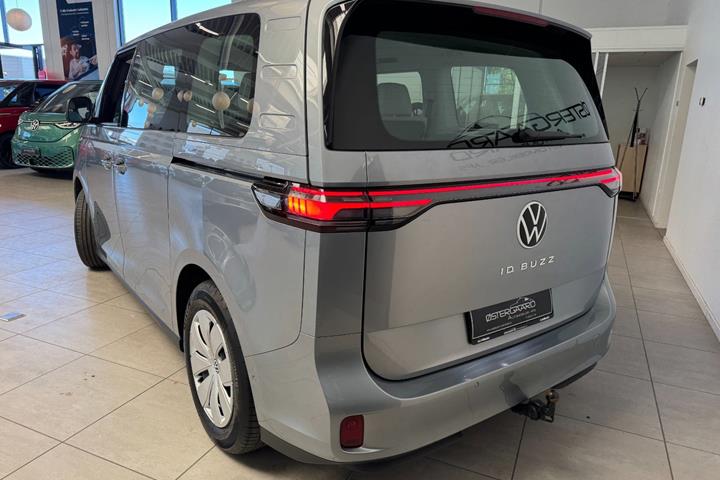 Sølv VW ID.Buzz fra 2025