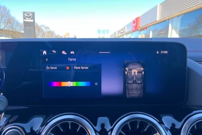 Sort Mercedes EQA250+ fra 2025