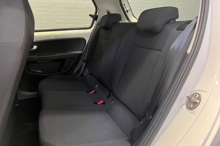 Hvid VW UP! fra 2019