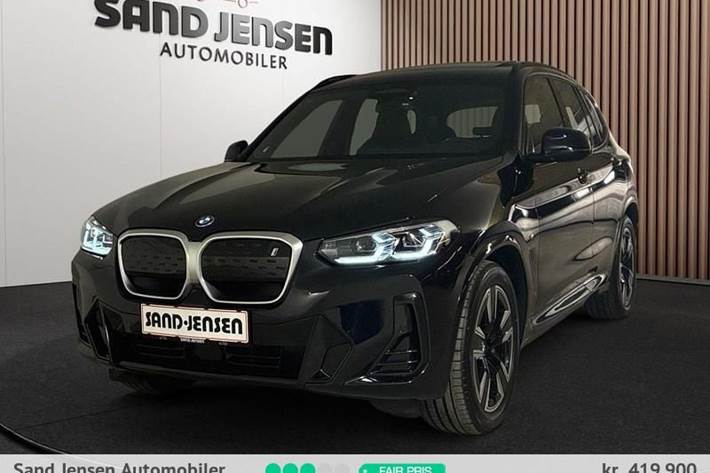 Sort BMW iX3 fra 2024
