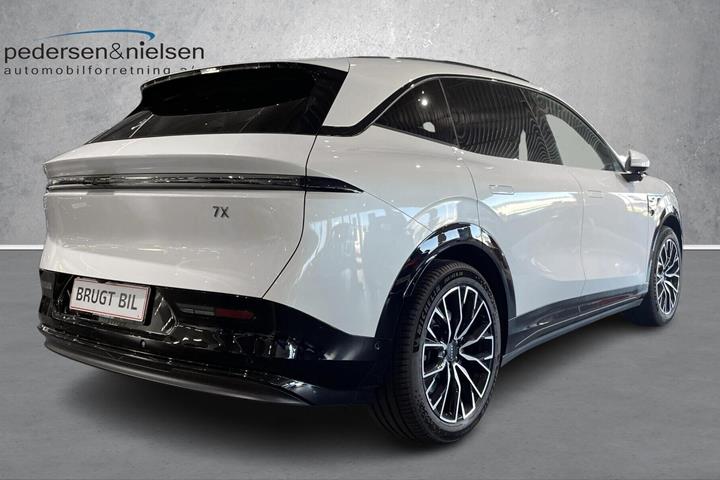 Hvid Zeekr 7X fra 2026