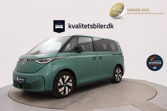 Grøn VW ID.Buzz fra 2023 set udefra