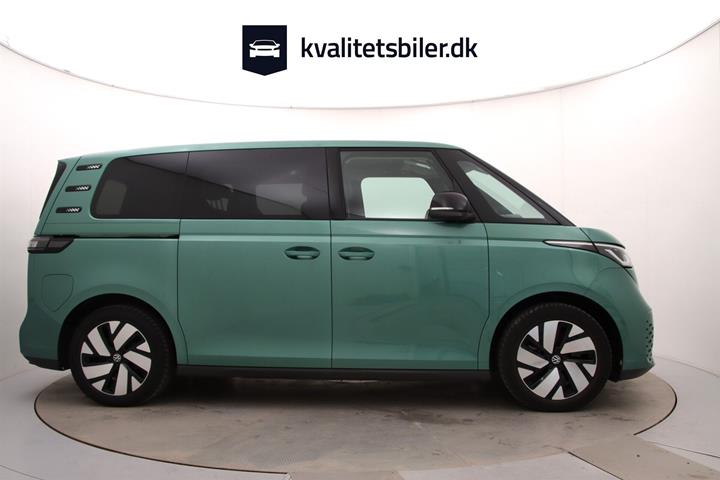 Grøn VW ID.Buzz fra 2023