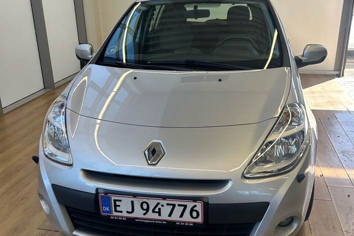 Sort Renault Clio fra 2010
