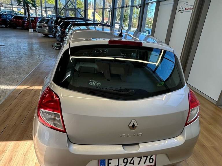 Renault Clio 1,2 16V Pack 75HK 5d
