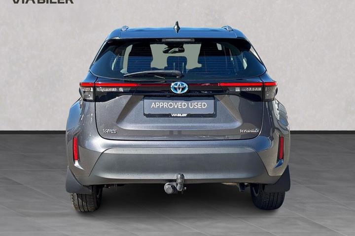 Grå Toyota Yaris Cross fra 2022