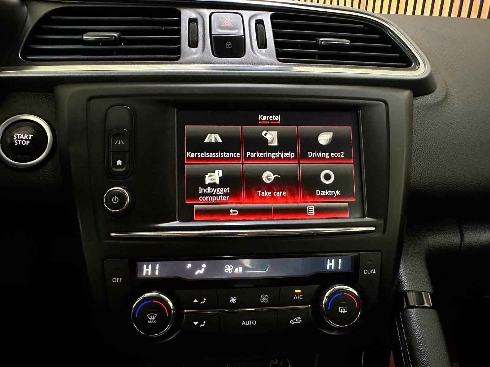 Hvid Renault Kadjar fra 2016
