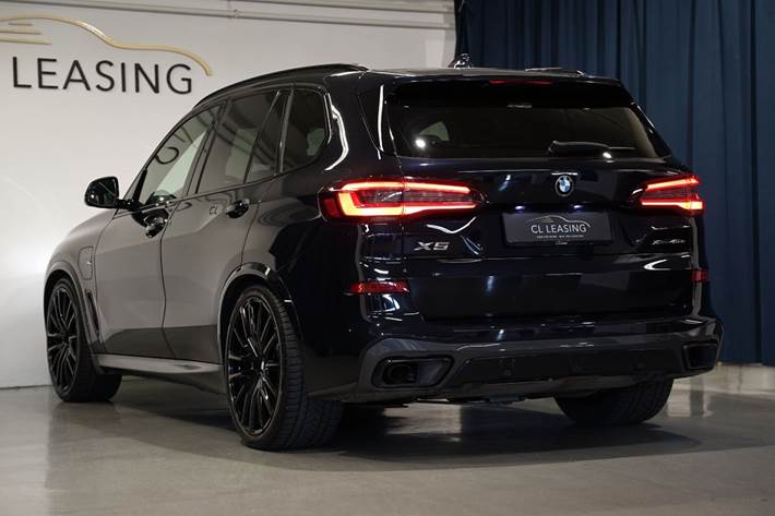 Sort BMW X5 fra 2021