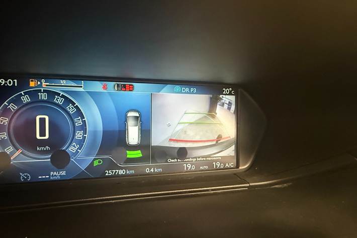 Grå Citroën Grand C4 Picasso fra 2015
