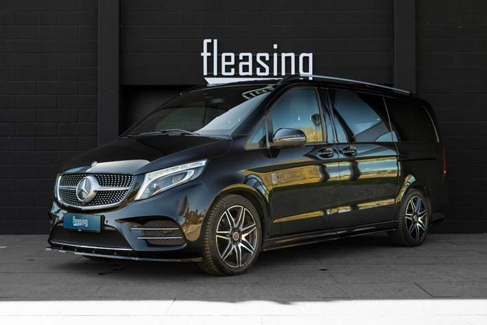 Sort Mercedes V300 d fra 2020