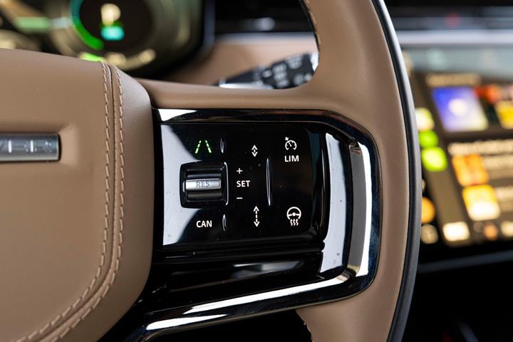 Sort Land Rover Range Rover sport fra 2025