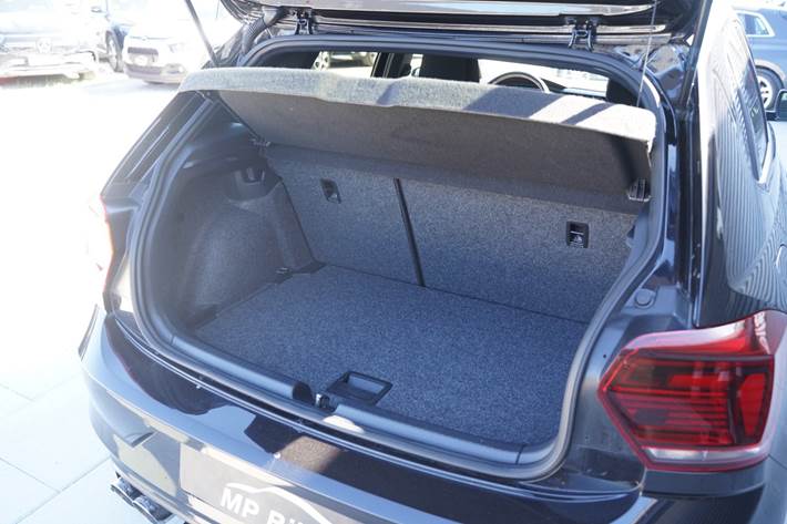 Sort VW Polo fra 2020
