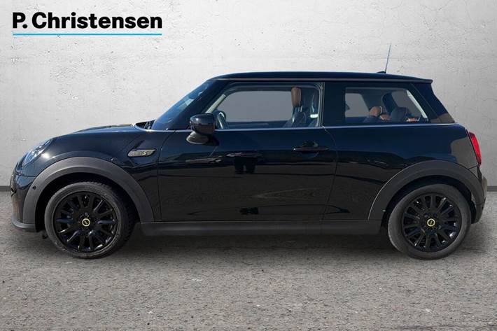 Sort Mini Cooper SE fra 2023
