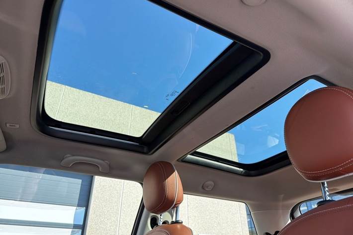 Sort Mini Cooper SE fra 2023