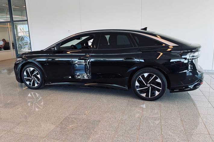 Sort VW ID.7 fra 2025