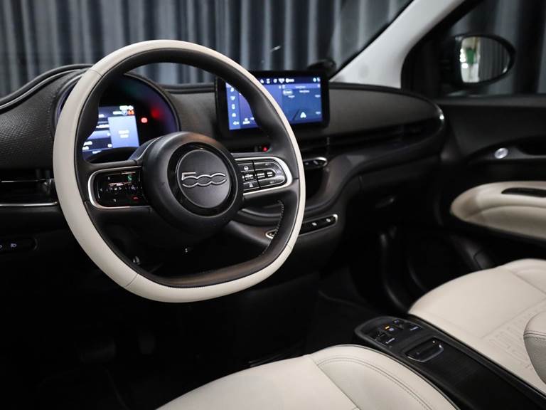 Fiat 500e 42 la Prima Cabrio
