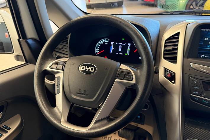 Hvid BYD eTP3 fra 2025