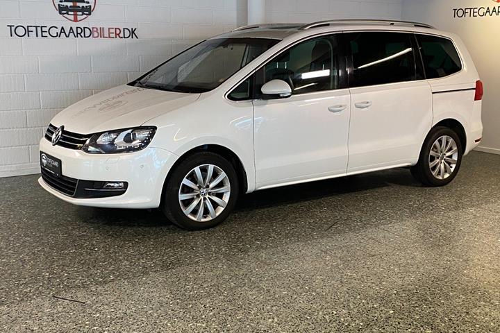 Hvid VW Sharan fra 2013