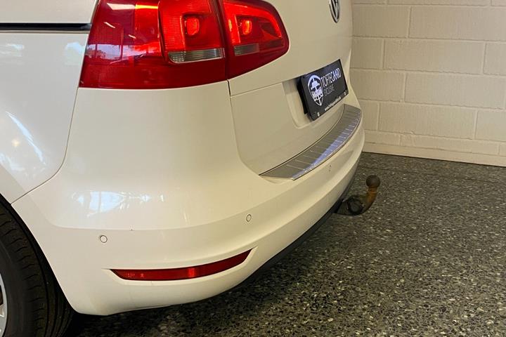 Hvid VW Sharan fra 2013