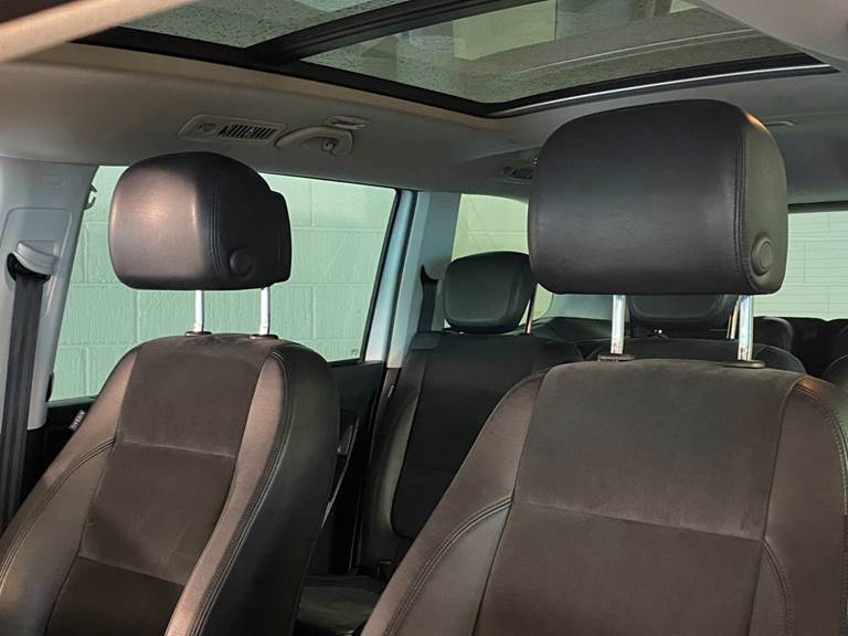VW Sharan 2,0 TDi 140 Highline DSG 7prs