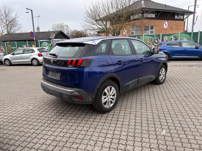 Peugeot 3008 1,2 e-THP 130 Strike