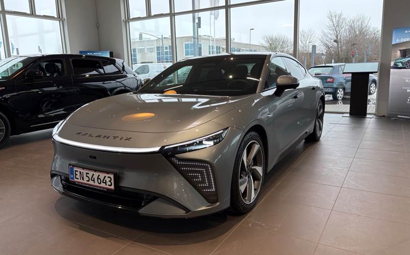 Exlantix ES 77 Ultimate AWD