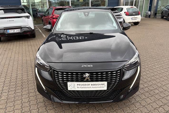Sort Peugeot 208 fra 2020