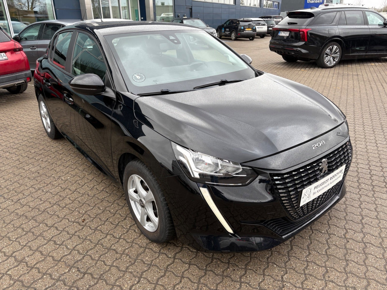 Sort Peugeot 208 fra 2020
