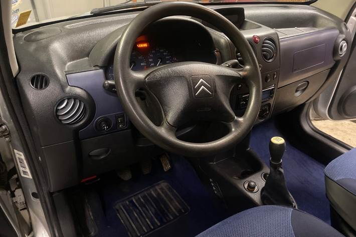 Sølv Citroën Berlingo fra 2005