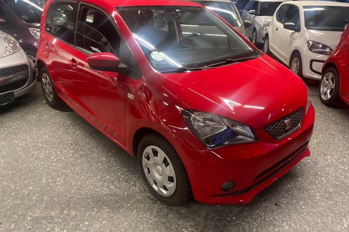 Rød Seat Mii fra 2016
